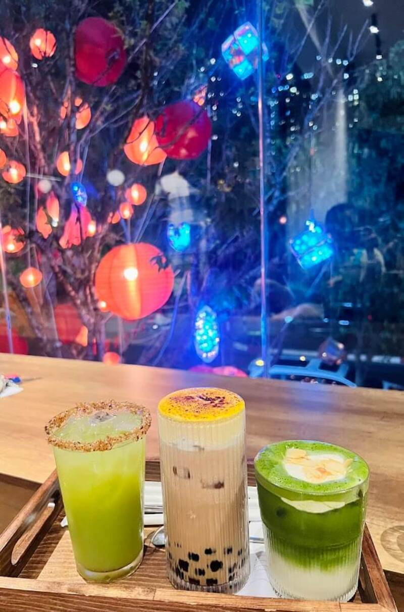 Cà phê và bánh